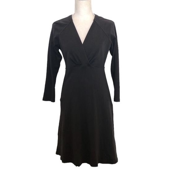 Patagonia Dresses & Skirts - PATAGONIA Midi Dress Women's Size Medium Gray 100% Organic Cotton V-Neck